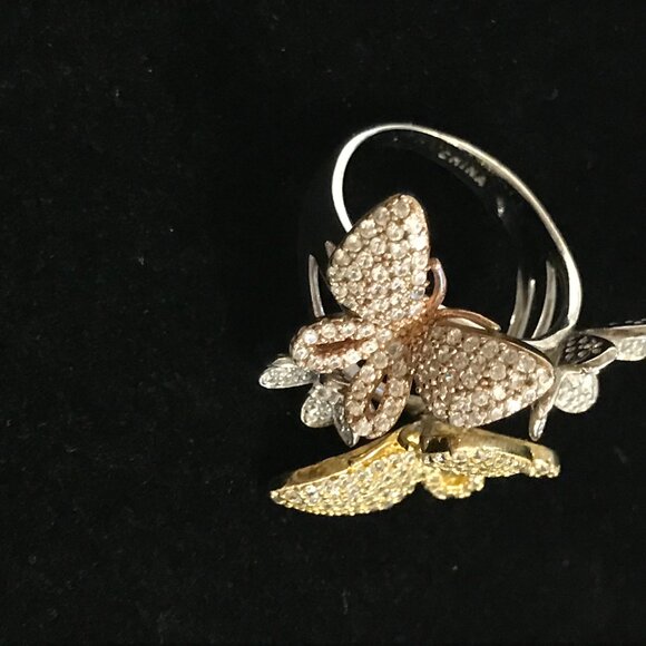 925 STERLING SILVER TWO TONE BUTTERFLY AND FLOWER RING SIZE 9.5 - Picture 2 of 4